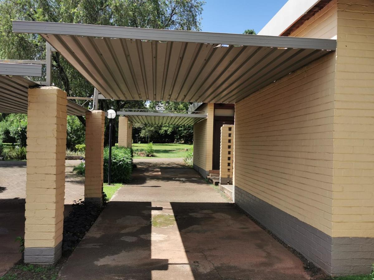 Floreat Riverside Lodge And Spa Sabie Exterior foto